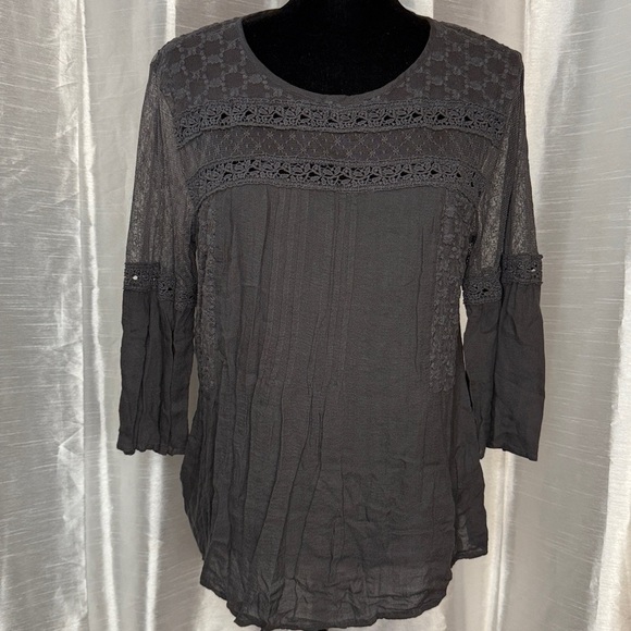 Maurices 3/4 Sleeve Lace Crochet Blouse Women’s L Slate Gray Pleated Keyhole - Picture 1 of 7